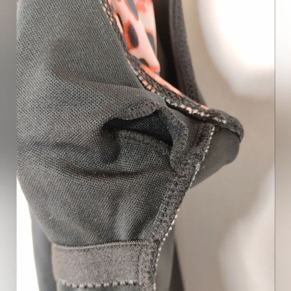 Leopard Print One Piece Swimsuit size Large Built-in Bra with removable Pads - Picture 9 of 16